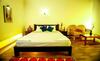 Hotel Bamboo Creek Resort