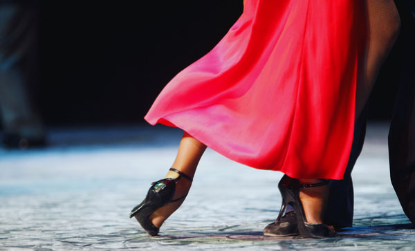 EL TANGO, LA MÚSICA Y LA ESENCIA PORTEÑA